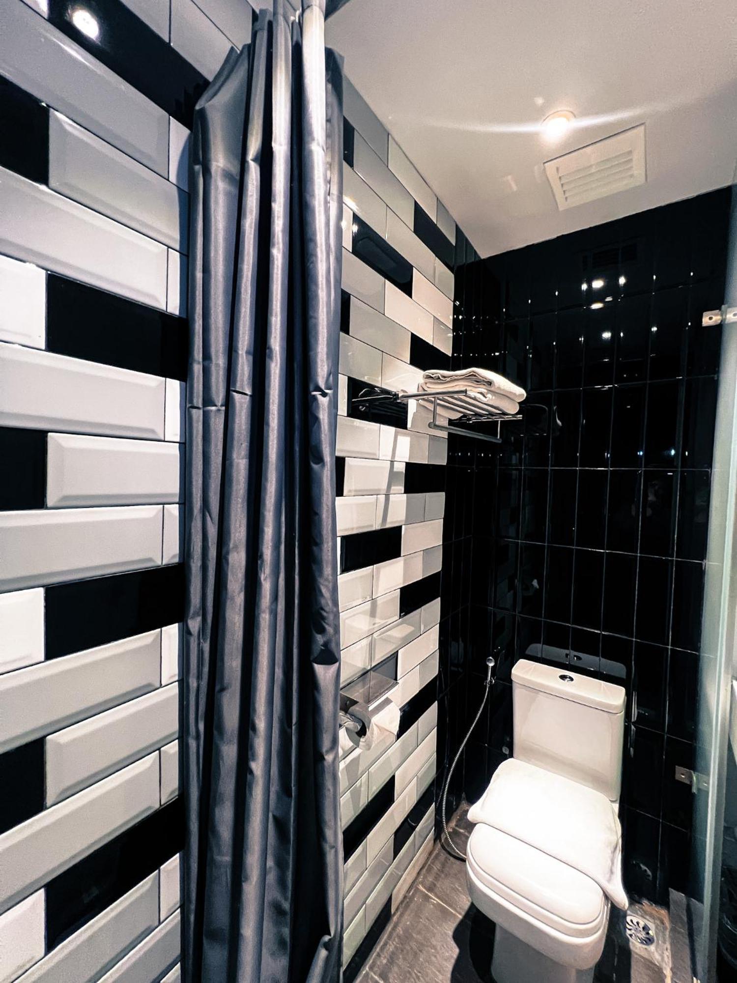 Hotel Toojou Kota Kinabalu Zewnętrze zdjęcie