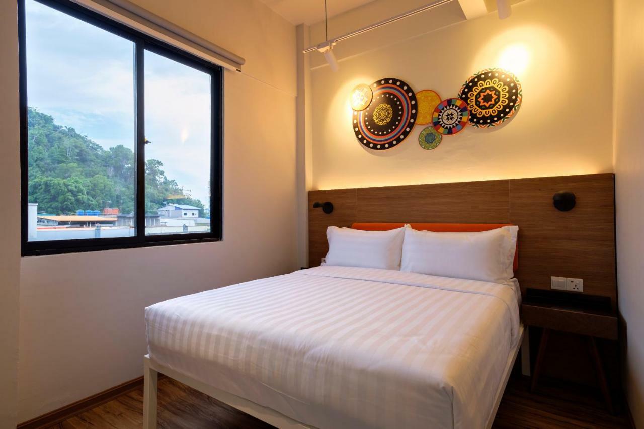 Hotel Toojou Kota Kinabalu Pokój zdjęcie