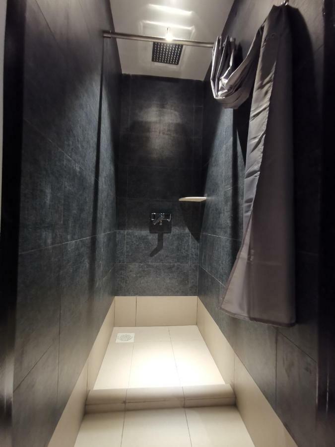 Hotel Toojou Kota Kinabalu Zewnętrze zdjęcie